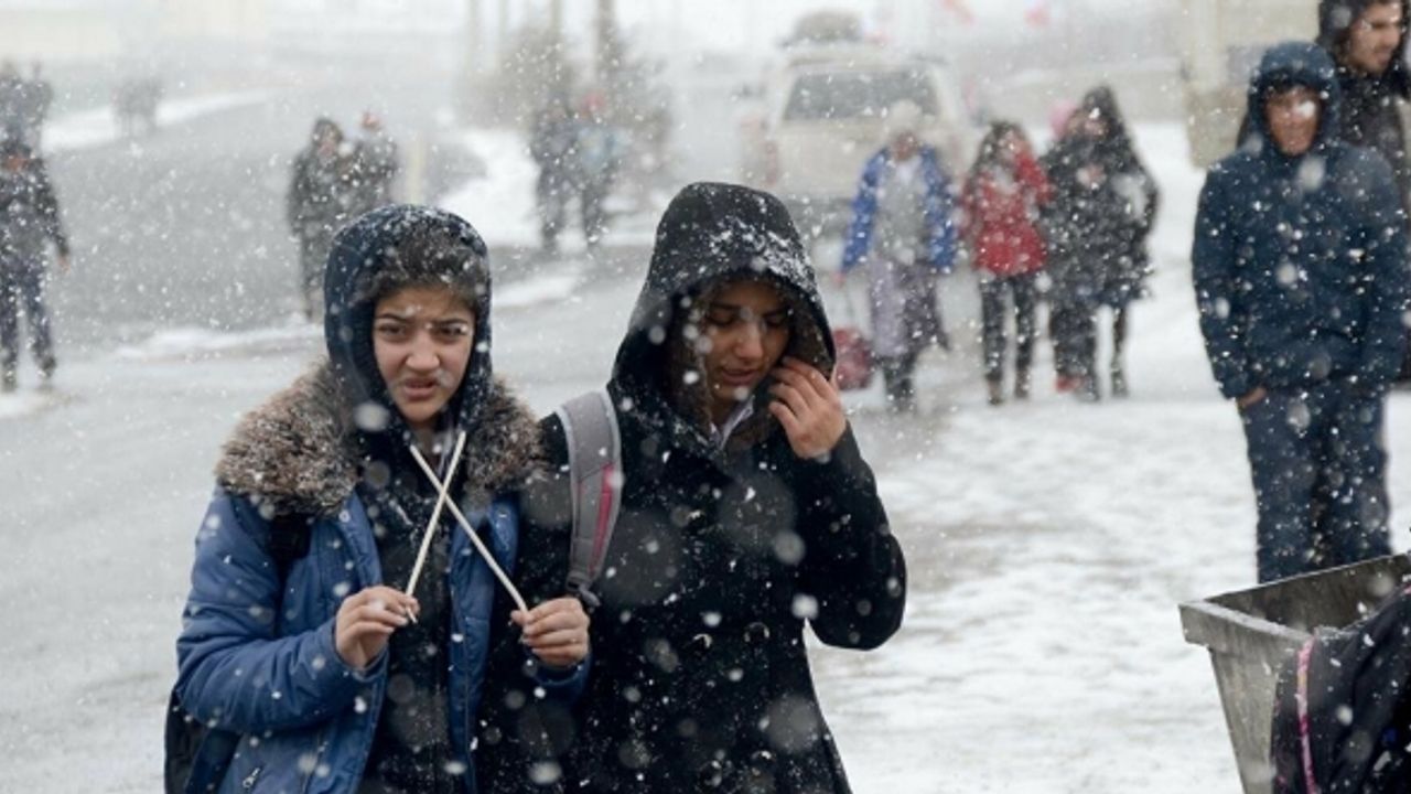 Silivri'de okullara kar tatili