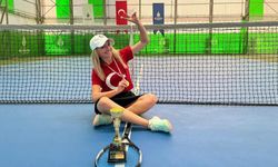 Tenis ve su topu şampiyonları ödüllendirildi