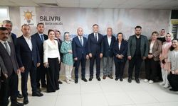 Yılmaz AK Parti'ye de uğradı