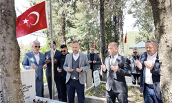 Önce şehitlere sonra makamına gitti