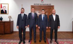 Yılmaz Eren'i ziyaret etti