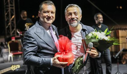 Yine Resul Dindar sahne aldı