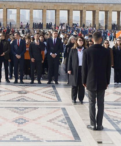 Odak Koleji Atatürk'ün huzurunda