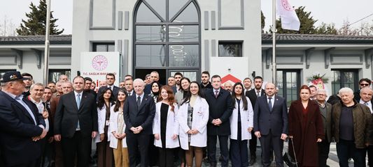 Açılışta protokol krizi