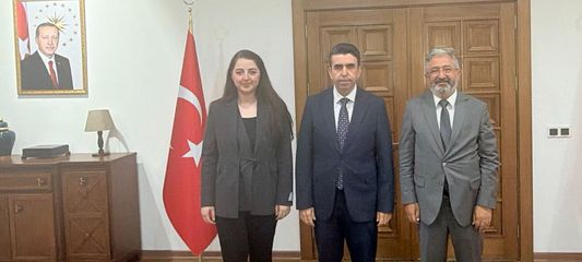 Deprem uzmanı Kaymakam Eren'i ziyaret etti