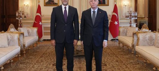 Yılmaz kendi projelerini takip ediyor