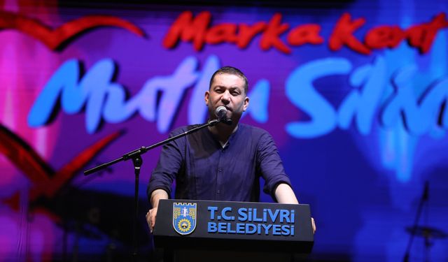 Kaymakam siyaset yaptı
