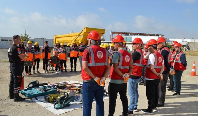 SAK ekibi Çatalca'ya eğitim verdi