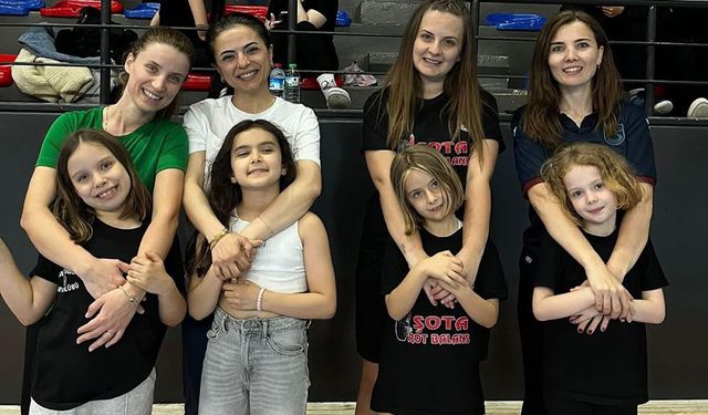 Voleybol sahasında buluştular