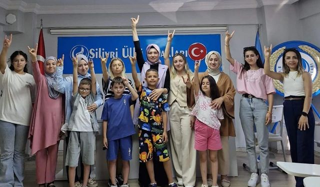 Ülkü Ocağı kadınları ağırladı