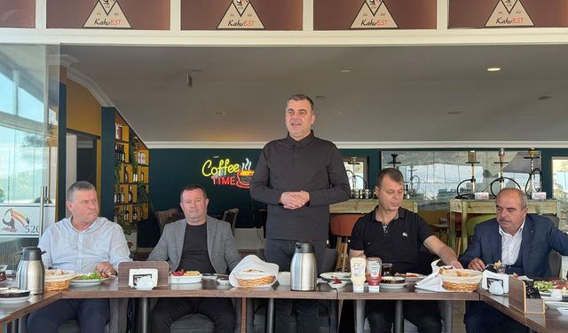 Bulut'a kutlama toplantısı