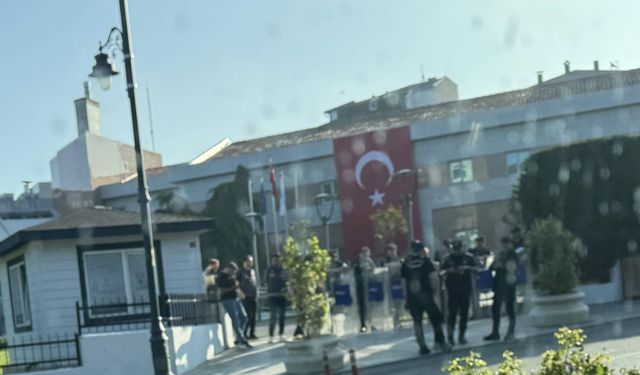 Silivri Belediyesi'ne operasyon