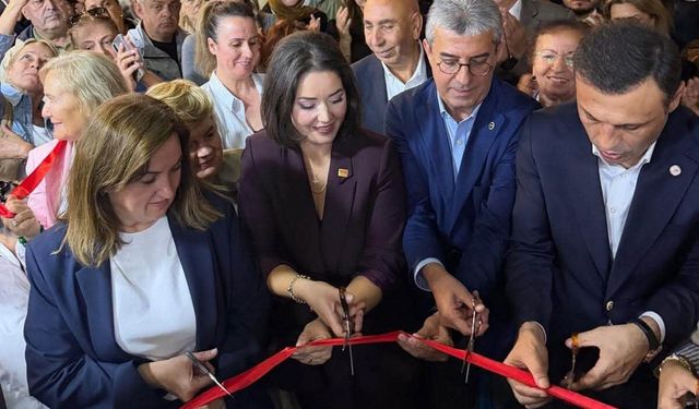 Yeni Parti ilçe binası açıldı