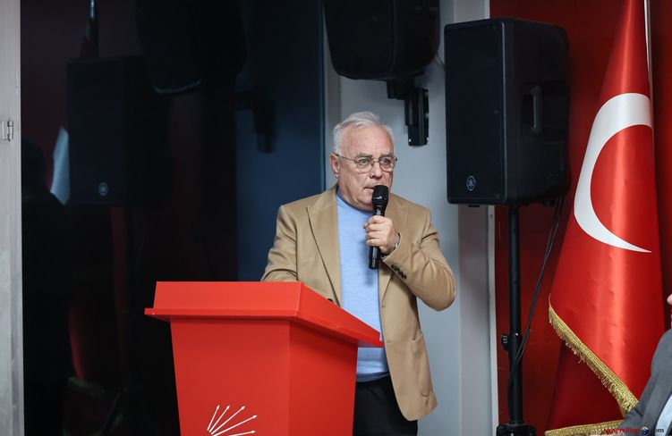 CHP’de sürpriz misafir