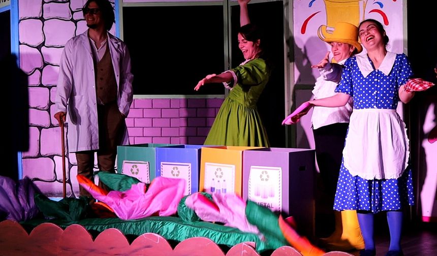 Odak Koleji'nden geri dönüşüm festivali