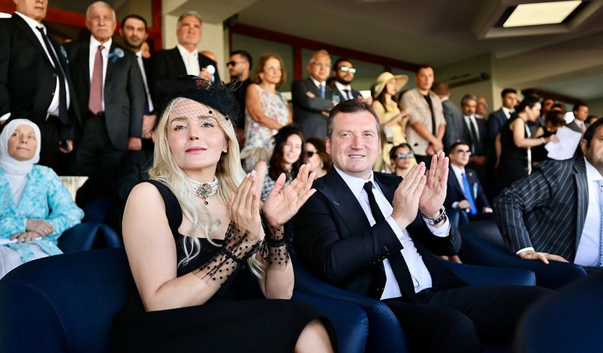 Balcıoğlu çifti Gazi Koşusu'nu izledi