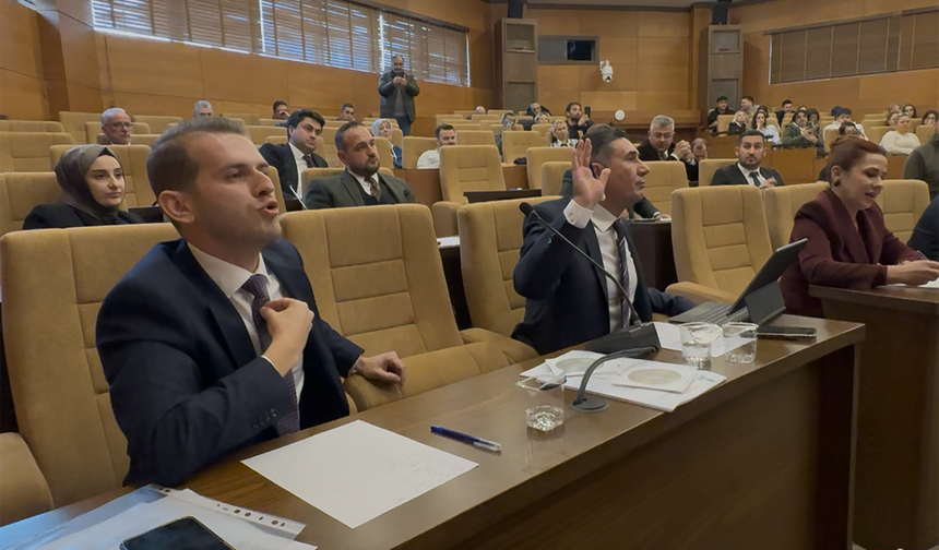 Belediye meclisinde gergin dakikalar