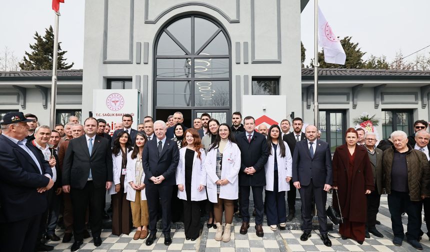 Açılışta protokol krizi