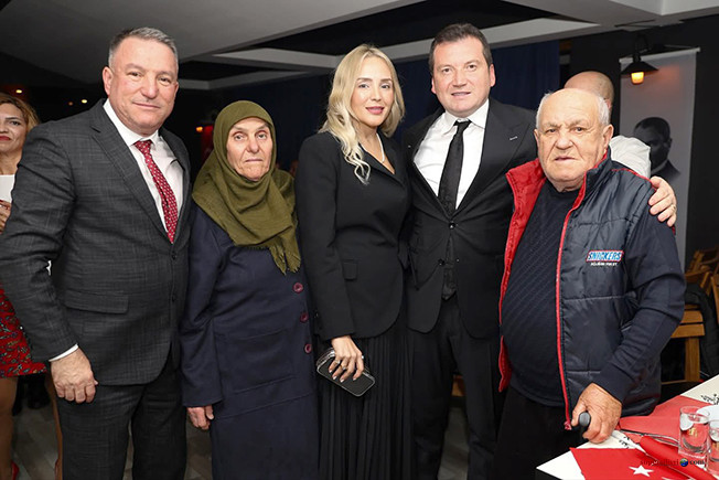 572964453 24934316016254742 8866149166432647463 N