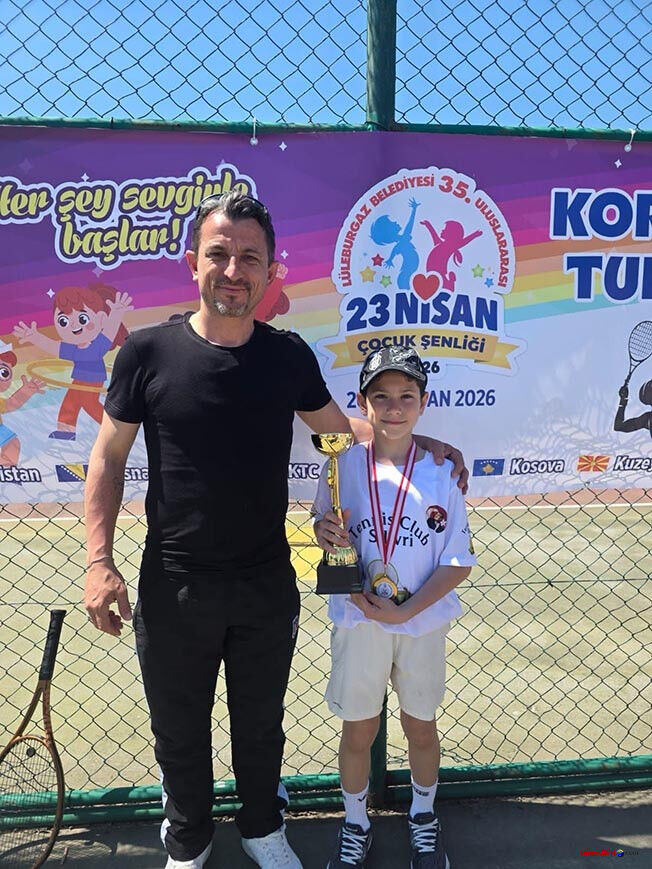 681389773 18310233778273679 5314570161271298640 N